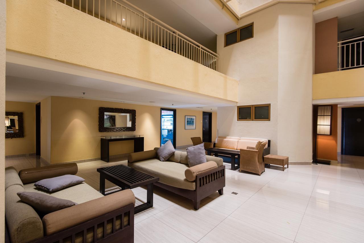 W Studio Resort Suites Петалинг-Джая Экстерьер фото